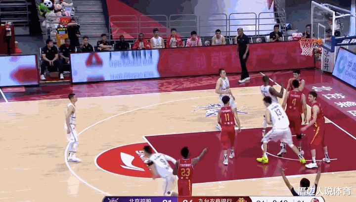 #斯蒂芬·马布里#16中14轰36+6+4+4，CBA历史最强状元？创两神迹，马布里没辙