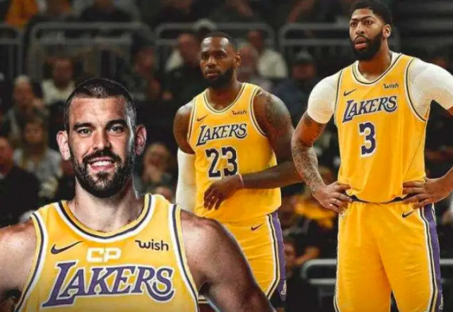 勒布朗·詹姆斯|联盟第一，历史唯一！湖人浓眉缺席拒绝爆冷，詹姆斯场均数据太逆天