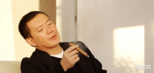 『草帽姐』刚走红就作死毁前程的4大明星, 网友: 最后一位早就该封杀