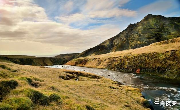 霉运|10月初，绝境重生，爱情降临，3生肖看到希望，重新追求旧情人，此生缱绻