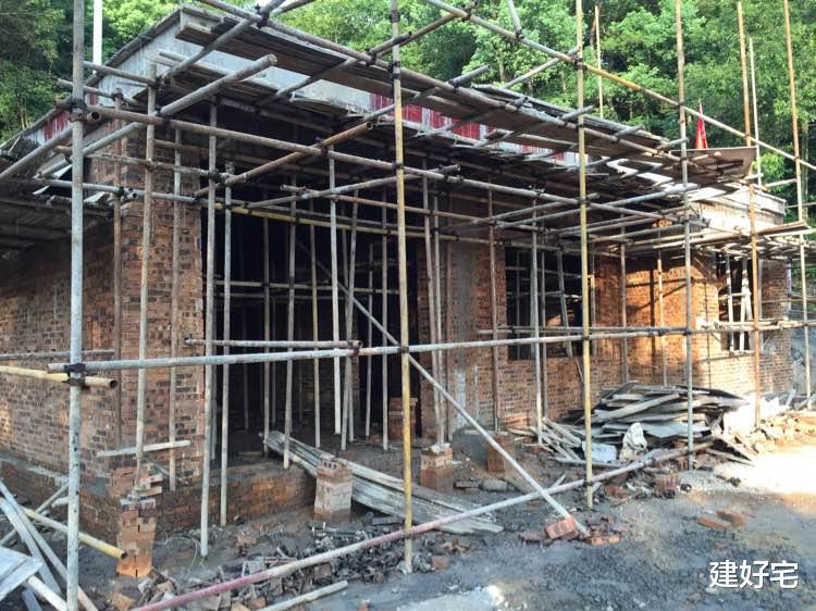 |农村建房预算不够先建一半，别有这个侥幸心理，容易踩坑