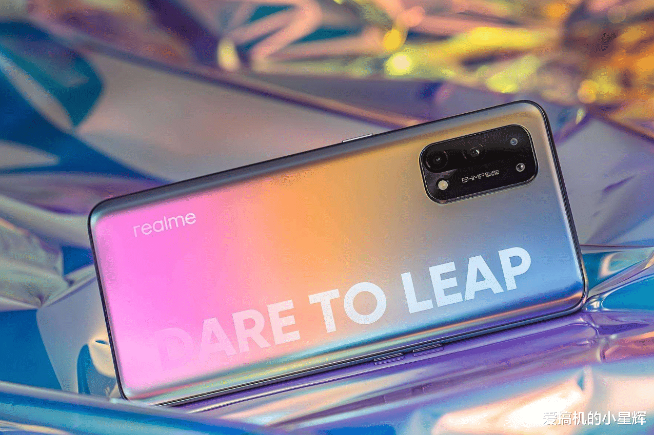 相机|2500左右最值得买的四款手机，颜值性能相机都很出色，一机用三年