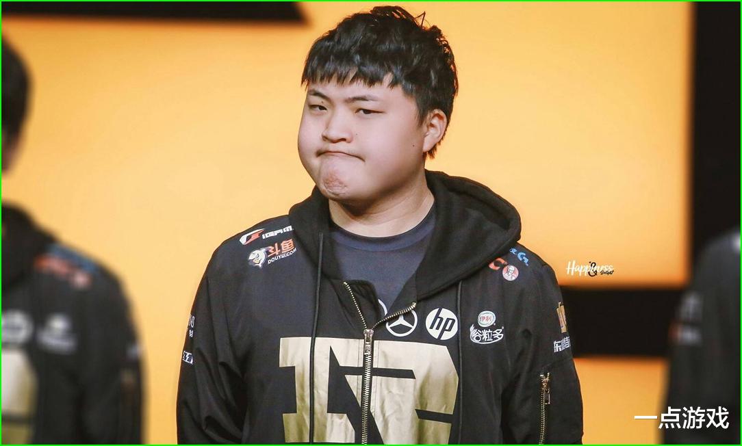 Uzi|有望复出？Marin韩服王者近千胜点，网友：复出可能性远超Uzi!