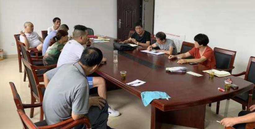 :工资8K是15K的上级,上级这样管理员工