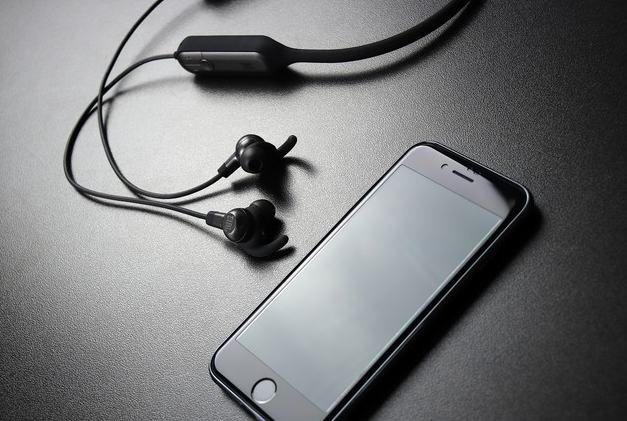 蓝牙耳机|国庆出行必备耳机！高音质主动降噪蓝牙耳机推荐