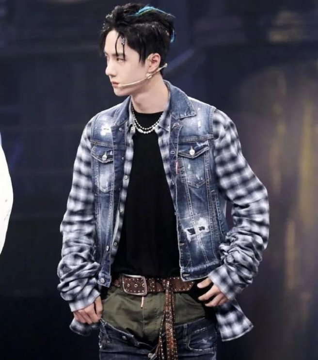 王一博|盘点王一博尴尬瞬间,再帅的人也经不起折腾,但有趣的灵魂压得住