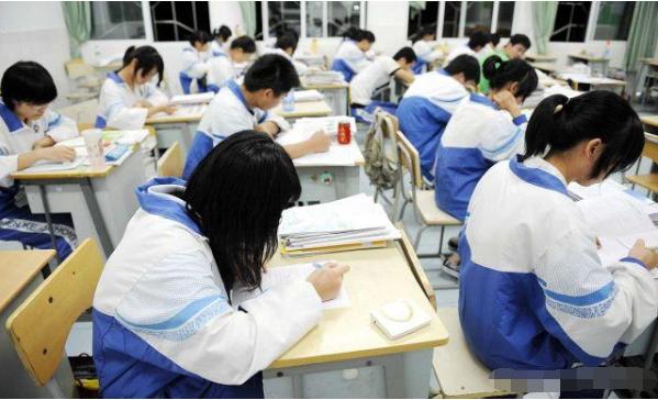 教育部|教育部通知,2020届考生迎“好消息”,网友:感谢对高考生的关心