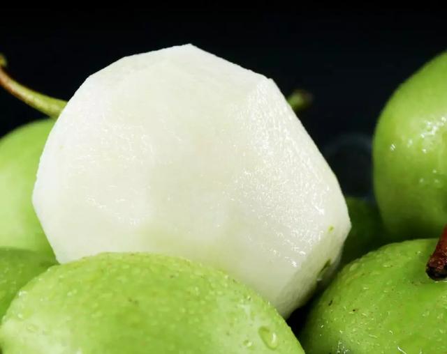 「水果」建议中老年人：小暑前后，若条件允许，这5种水果每天可多吃一点