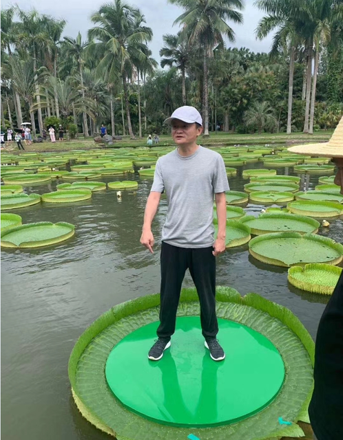 弥勒|马云近日现身昆明、弥勒、腾冲、西双版纳！拍照，打卡，要干嘛？