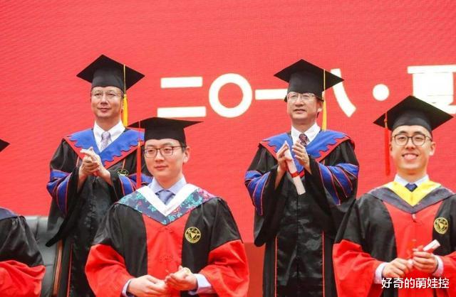 教育部|研究生迎来“好消息”：规范导师行为标准，网友直言：别高兴太早