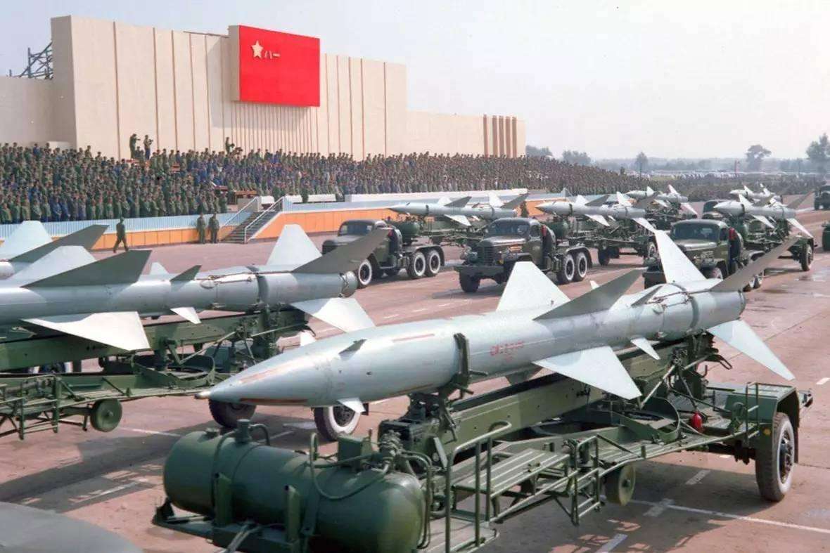 |中国进入一级战备，会爆发出何等战力？德国人说：不可战胜！