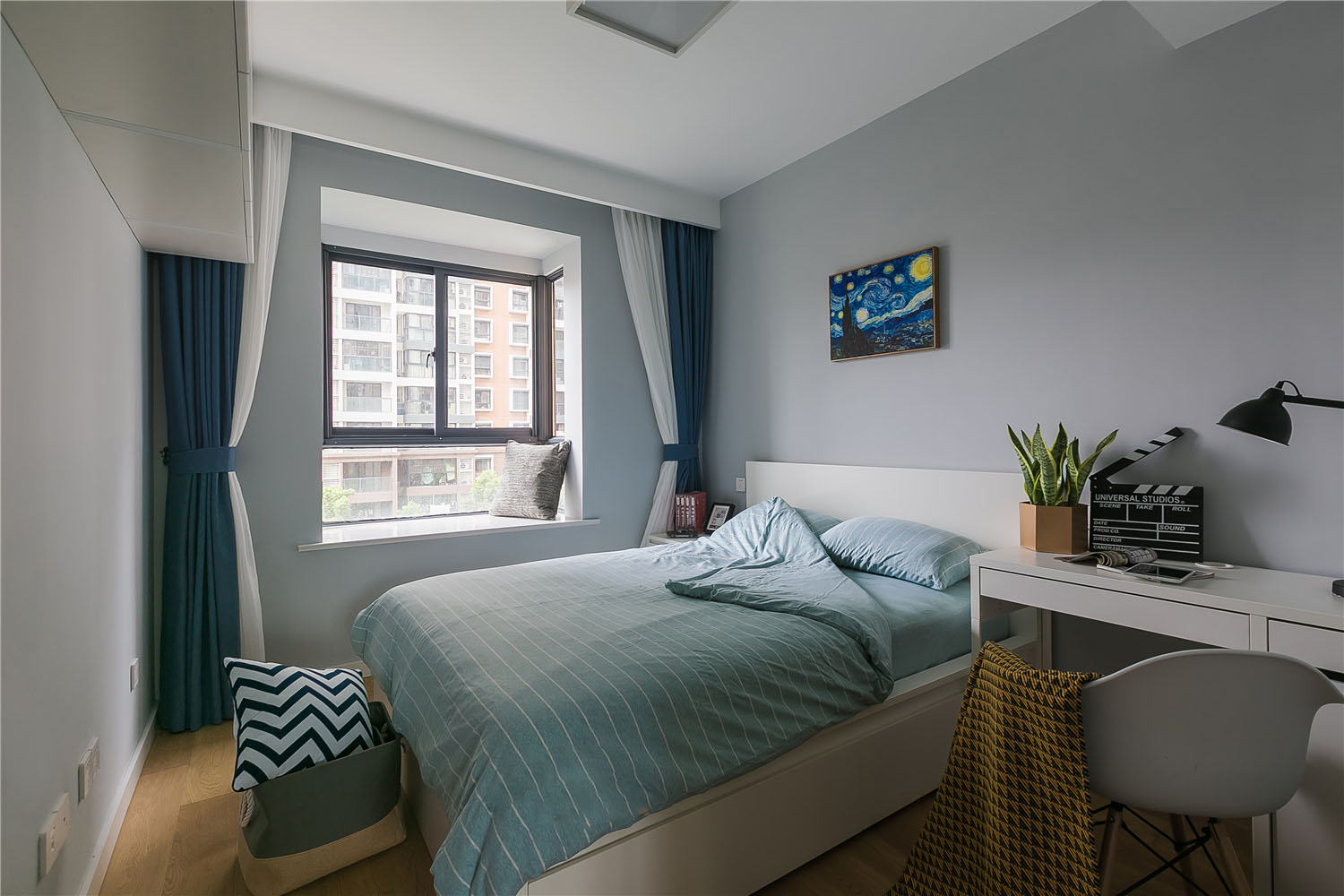 「」三居2厅一厨，极简风装修，充满现代高级格调