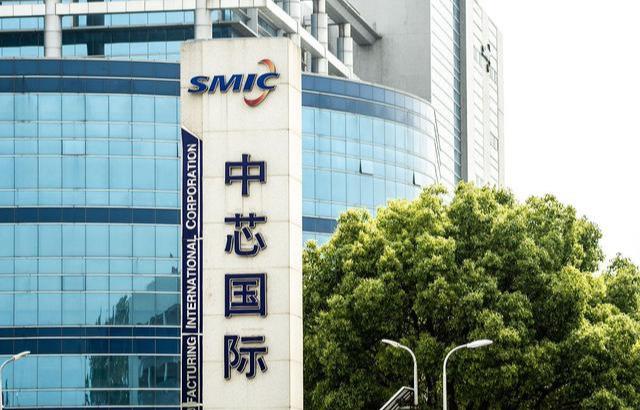 芯片@华为荣耀总裁正式宣布！华为或将启用“B计划”，特朗普无可奈何