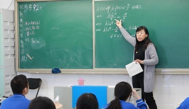 高考|毕业3年之后，平均月收入偏低的10大专业，你的专业选对了吗？