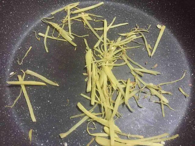 「营养膳食」白酒最怕的“解药”就是它，家家户户都有，酒前吃不会醉对肝好！