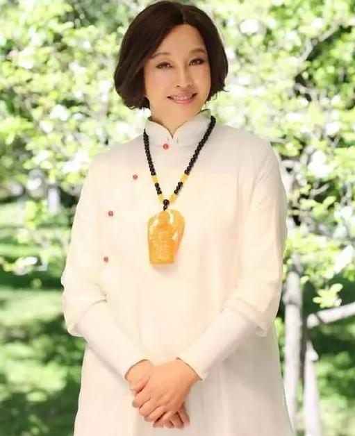 |明星们玩起文玩，原来也会走火入魔