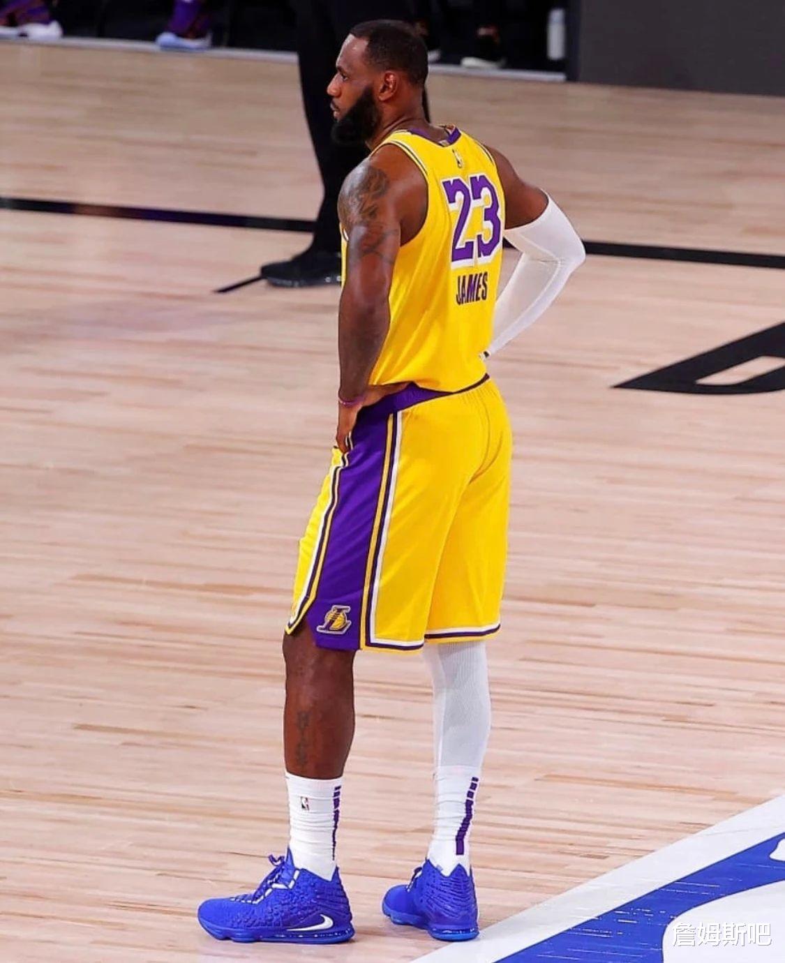 勒布朗·詹姆斯|湖人爆冷输给开拓者,詹姆斯季后赛三双数上升至历史第二!韦德:这比赛我爱了