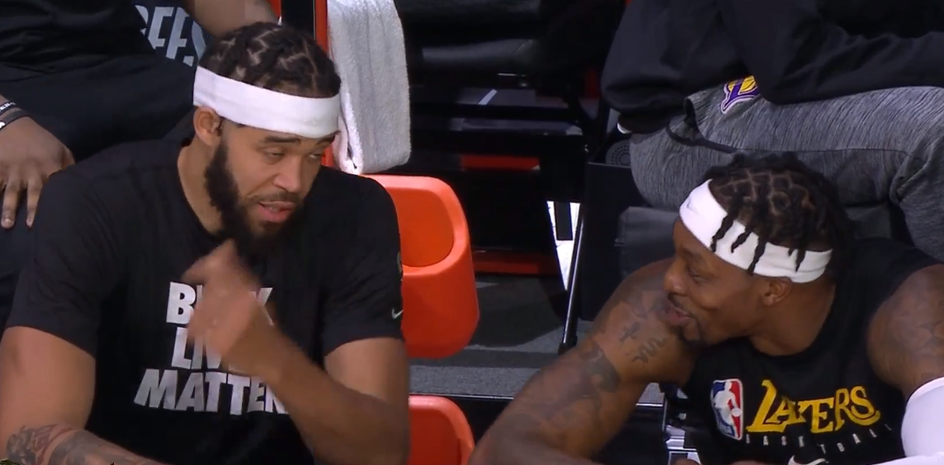 丹尼·格林|29+11+7！老詹露死亡之瞳打爆双MVP，死亡五小被轰19个三分出局太悲惨！