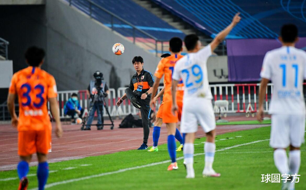 山东鲁能|中超最新转会动态：曝富力瞄准鲁能外援，10支球队或进行调整