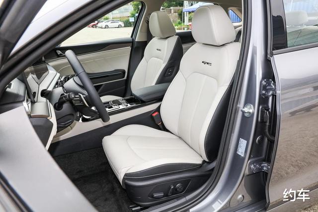 起亚K5|2.0T+8AT够不够意思?人人都说比雅阁还要帅,关键顶配只需20万!