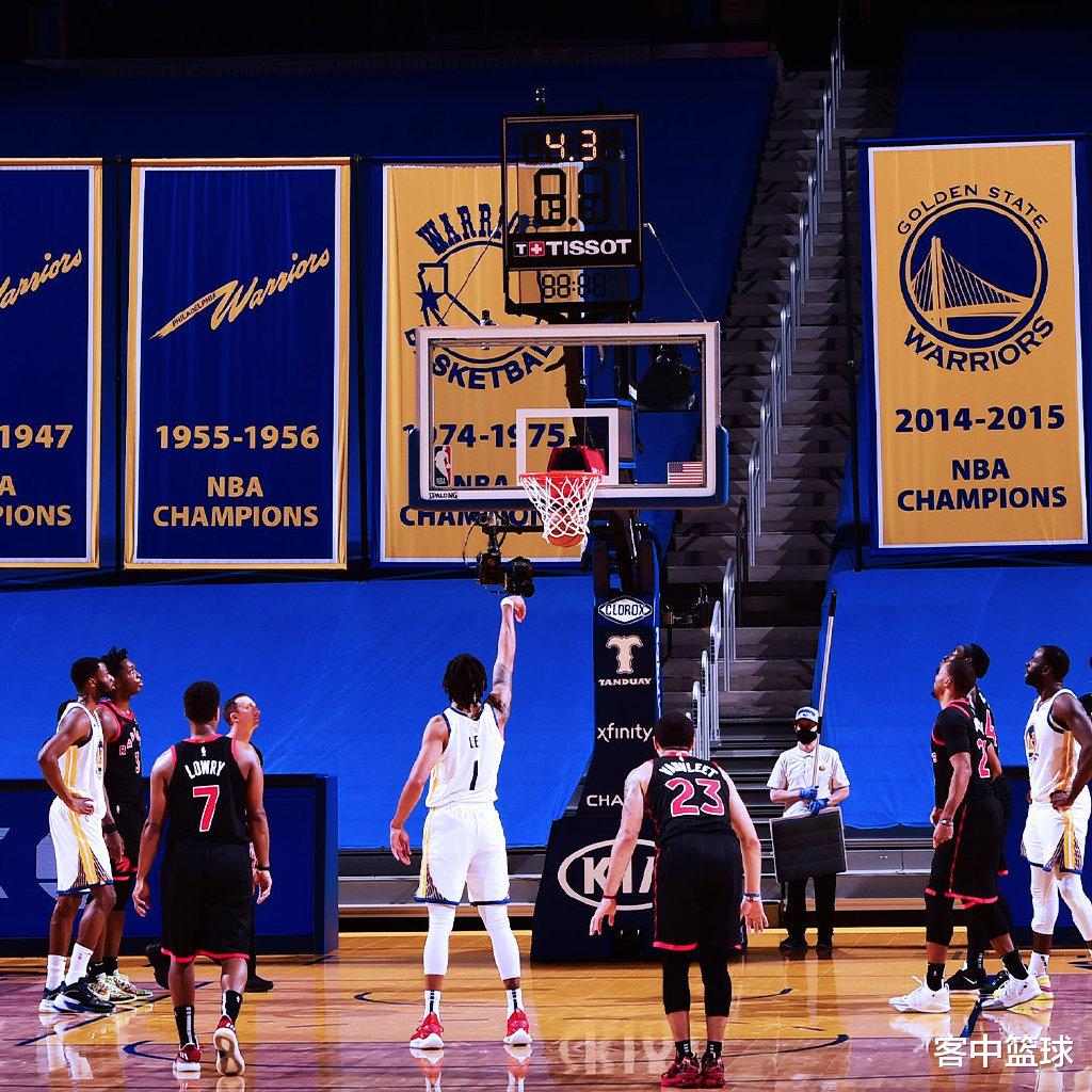 勇士队|维金斯比阿杜更适合勇士？库里回答很直接，网友：太高估欧文了