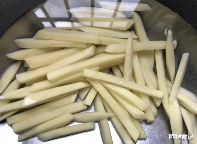 苹果|吃苹果不如吃它，维C是苹果的10倍，第二大主食，也可以当零食