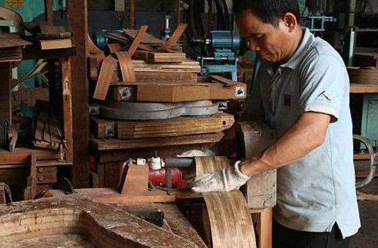 越南|越南认清事实：8个月时间，3万家企业面临破产，还能追上中国吗