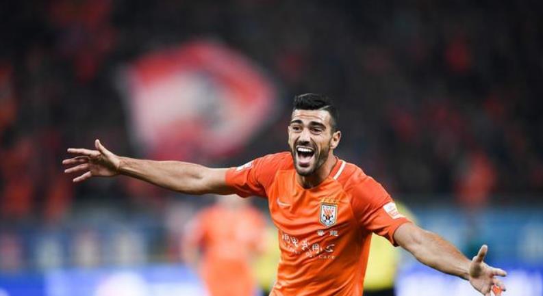 『中超』中超外援迎来回归潮，仅1家俱乐部很头疼，4名外援回归无望