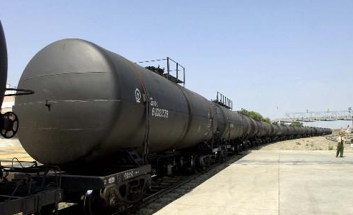 印度|禁用中国油轮后，又限制进口石油，想以此进行压制？太天真