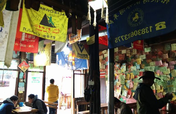 #浦东新区#走入甘南秘境，到达传说中的郎木寺镇，一脚跨两省啦