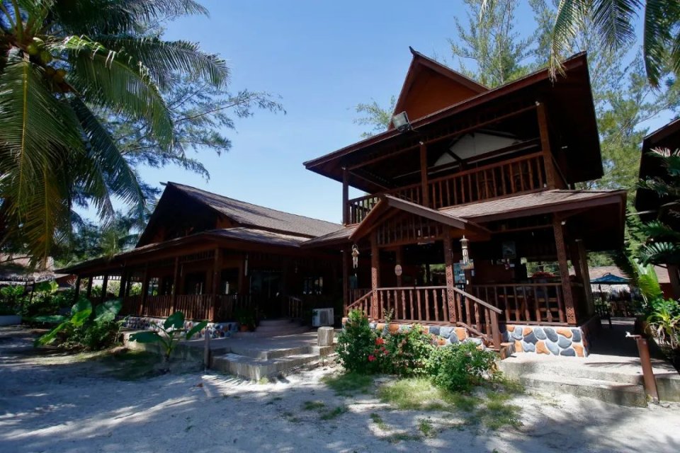 美人鱼岛|去过美人鱼岛,才知道什么叫跌入凡间的海岛