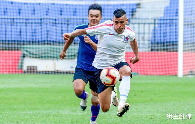 「山东鲁能」“锋无力”让鲁能做出无奈选择，莱昂纳多会是鲁能的“菜”吗？
