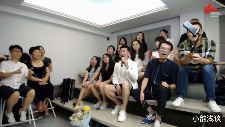 麦子杰|被誉为音乐天才,颁奖前父母遇害,唱完最后一首歌后退出了乐坛!