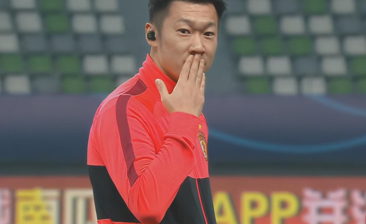 北京国安|京媒：国安跟恒大是中超最强，缺几个不穿鞋的，从小没被南方球队这么踢过