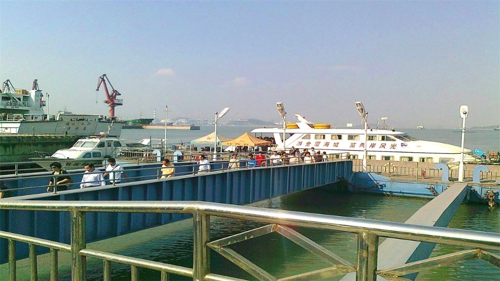 码头|厦门码头收费“双标”？本地游客收费8元，外地游客却需要35元？