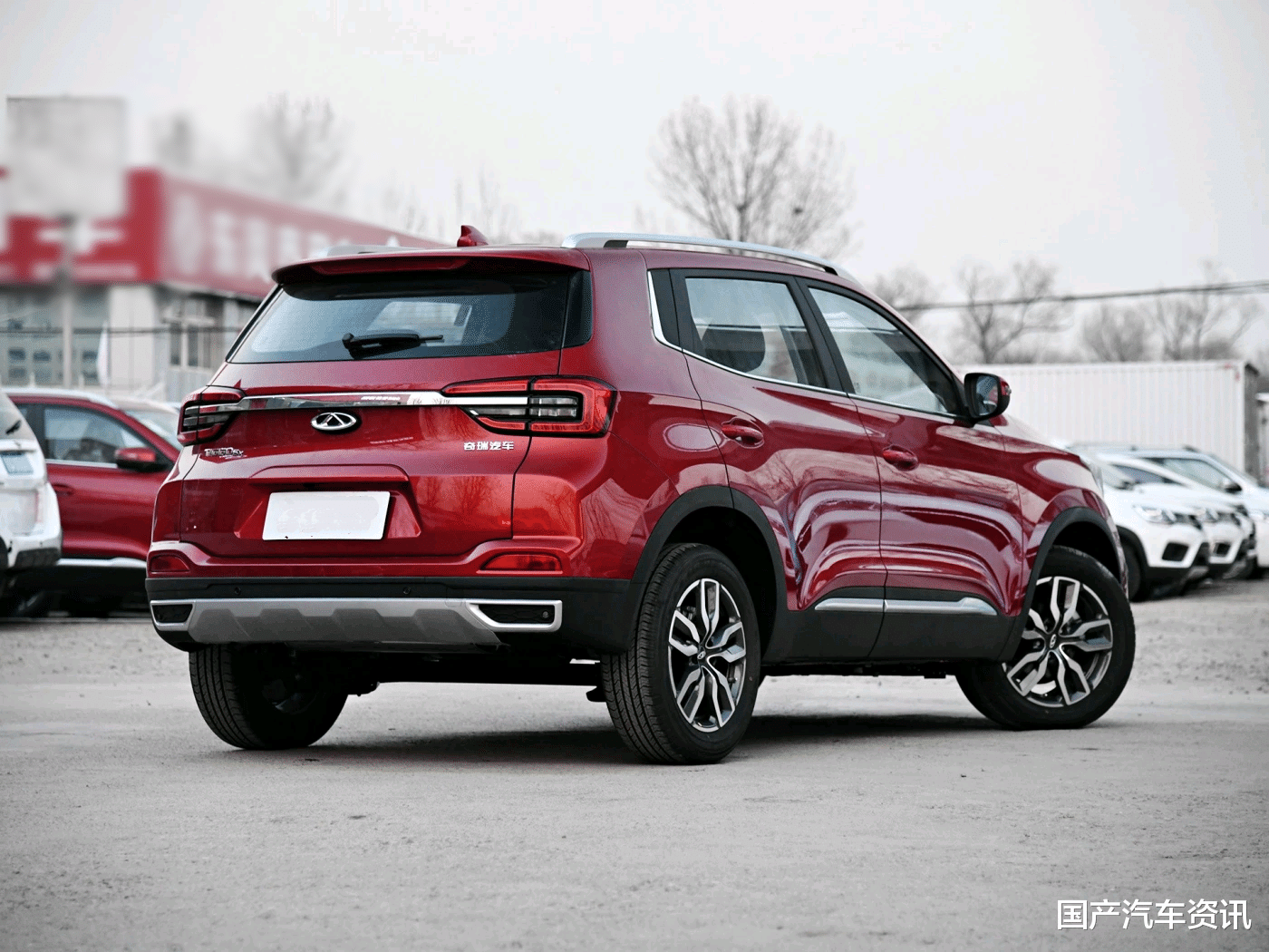「SUV」车宽1米83的国产小型suv,比宝骏510有“活力”,售5.99万