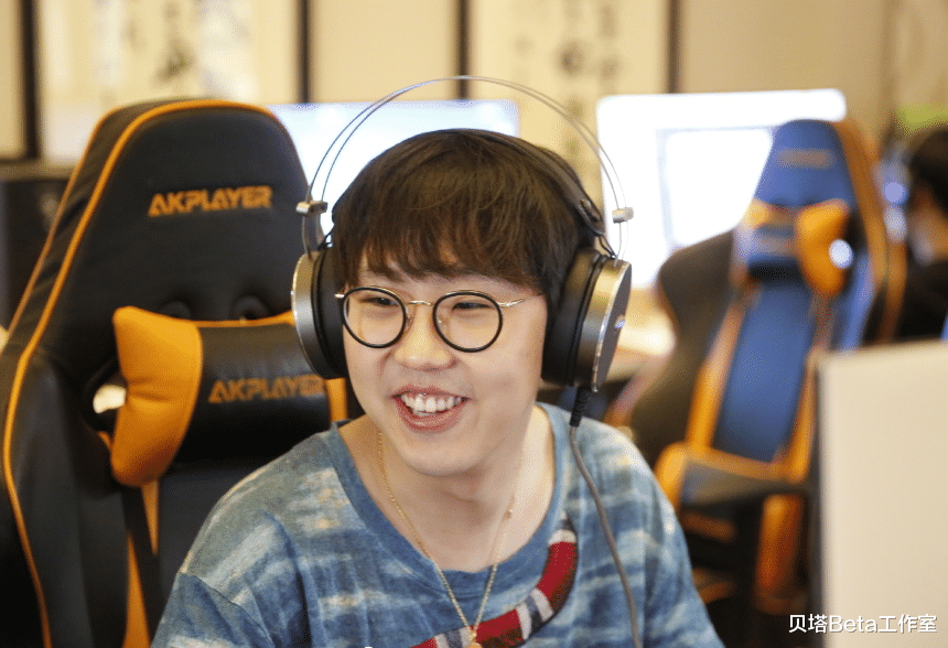 imp|imp心态崩溃，直播痛哭2个小时！自爆又被打了，后悔在LGD荒废了