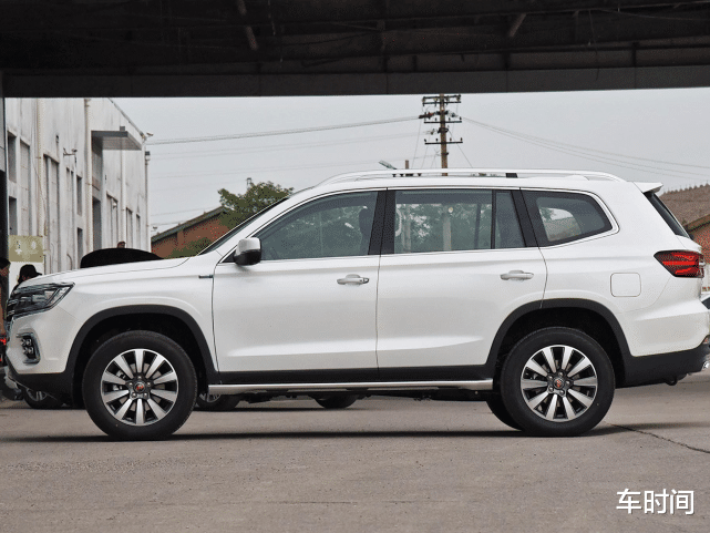 荣威rx8|50万档次卖15万！比普拉多大一圈，起步2.0T，却比汉兰达厚道10倍