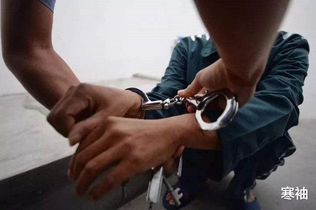 寒袖|“东莞酒店”老大梁耀辉，从慈善家到嫌疑人，贪心不足被判无期！