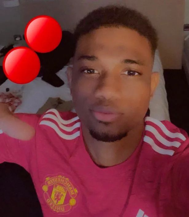 曼联|曼联4000万新援首次穿上新战袍！正式官宣加盟，球衣号码稍后公布