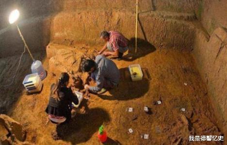 秦始皇|秦始皇最疼爱女儿嬴阴嫚墓出土，打开棺椁令人揪心，胡亥是真的狠