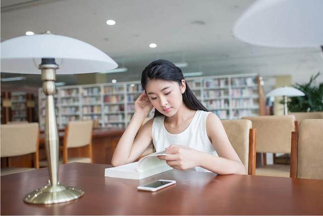 大学|这5类学生,在大学毕业以后容易找到工作,就业机会也有很多