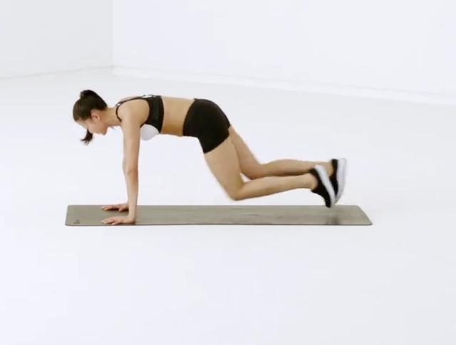 燃脂▲减肥这样练才能达到高效燃脂的效果，5个动作帮你完美塑形减脂