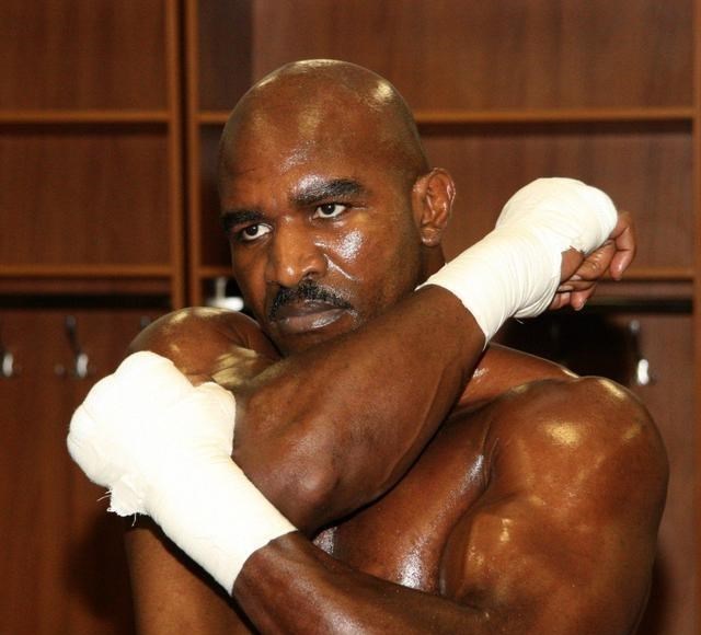 [霍利菲尔德]霍利菲尔德谈面对的最好拳手：福尔曼力量最大，这位拳手技术最好