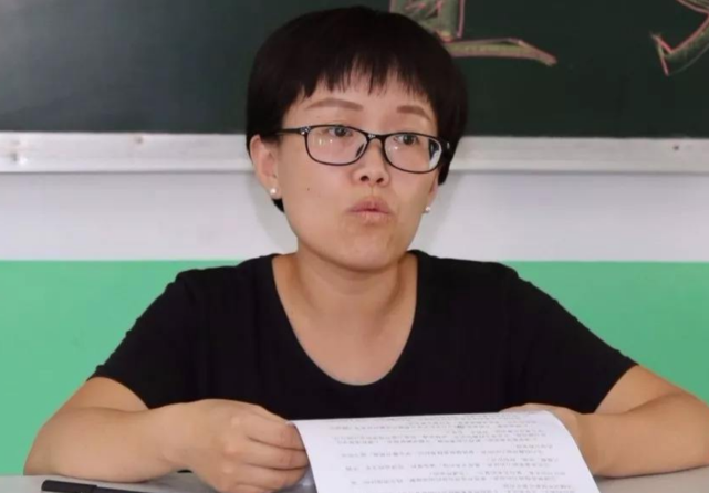 高校：高校不断扩招，为何高三学生的学习压力不减反增？高三老师说实情