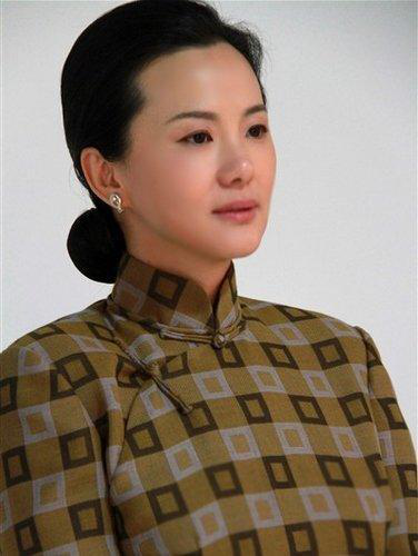 陈道明|49岁荣获影后，陪陈道明8年不求名分，今嫁王菲初恋成人生赢家