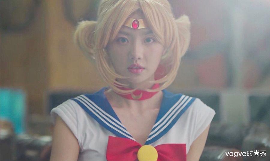 破产|《穿越火线》苏佳意：史上最废服装女配，如果剧组破产就是因为她