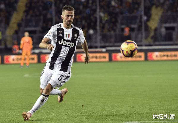 「巴塞罗那」重磅！巴萨今夏首签出炉，6000万巨星正式加盟，违约金4亿欧元！