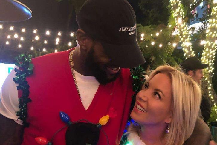 『湖人队』又一强援加盟湖人！老板珍妮公开示好，湖人总冠军稳了？