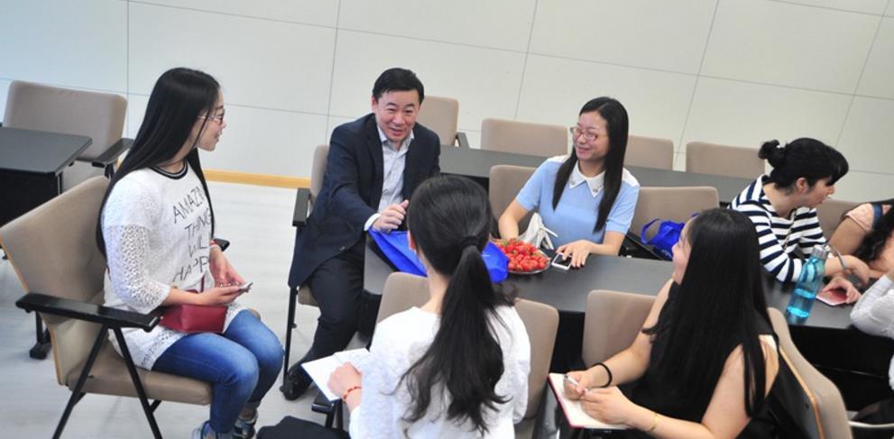 『高校』2020年已经“烂大街”的4个专业，录取分数线高，就业却很难！